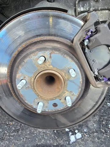 2019 Dodge Caravan: Rear brake pads