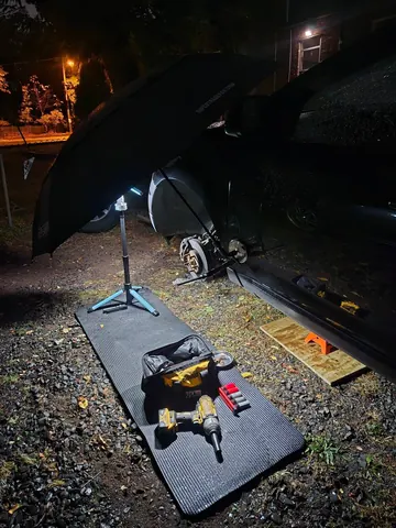 2007 Ford Edge: Front brakes, rain or not