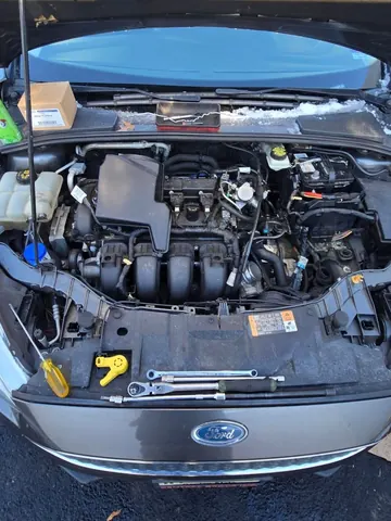 2017 Ford Focus: Transmission actuator replacement